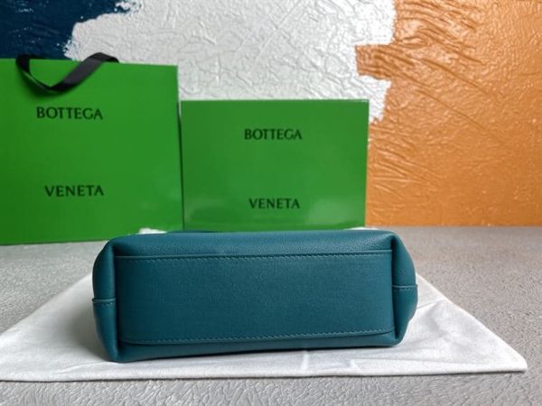 BOTTEGA VENETA WOMEN’S POINT IN MALLARD – WBV22 - Image 6