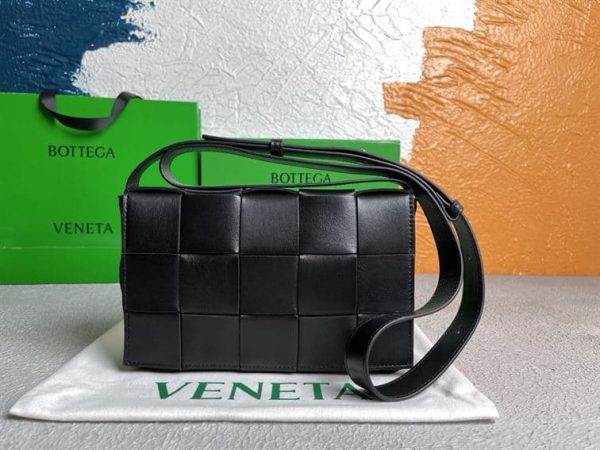 BOTTEGA VENETA WOMEN’S CASSETTE IN BLACK – WBV09 - Image 5