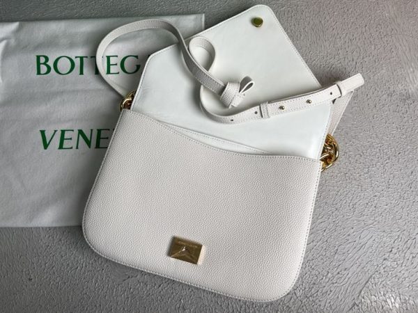 BOTTEGA VENETA WONMEN’S MOUNT IN WHITE – WBV16 - Image 7