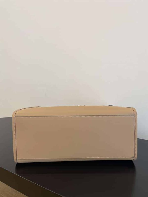 FENDI TOTE BAG – WFB014 - Image 4