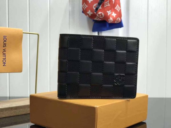 LV MULTIPLE WALLET – M60895YG - Image 8