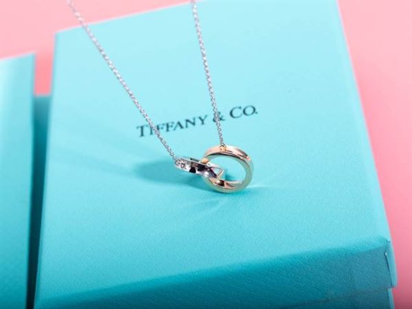 TIFFANY & CO. JEWELREY – WJL64