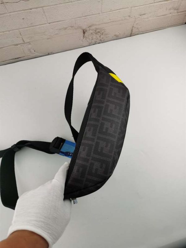 FENDI GRAY FABRIC BELT BAG – WFB012 - Image 4