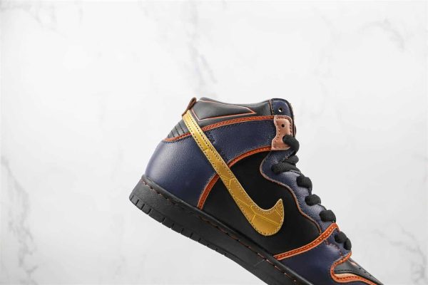 GUNDAM XNIKE SB DUNK HIGH SNEAKER – NK70 - Image 4