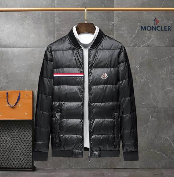 Moncler Coat – MC004