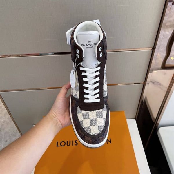 Louis Vuitton High Top Sneaker – LSVT115 - Image 6