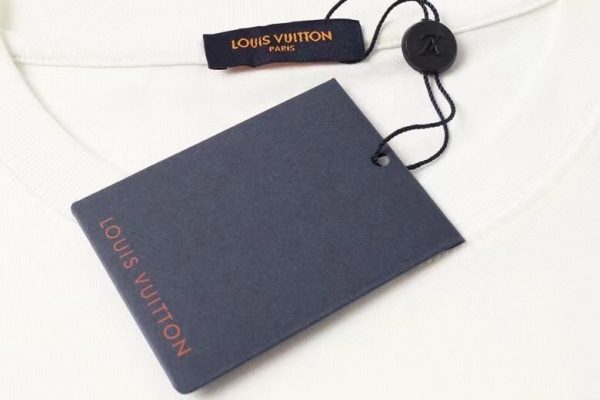 Louis Vuitton T-shirt – LSVT0112 - Image 4