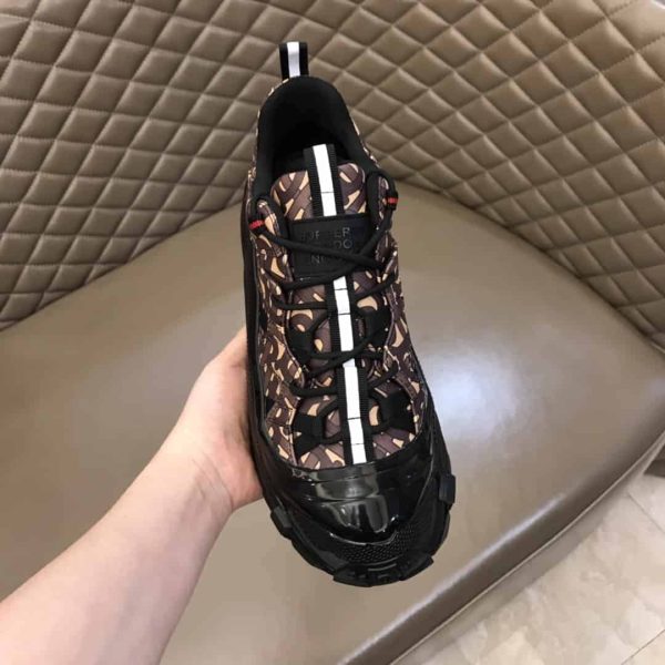 BURBERRY MONOGRAM PRINT ARTHUR SNEAKERS – BBR33 - Image 7