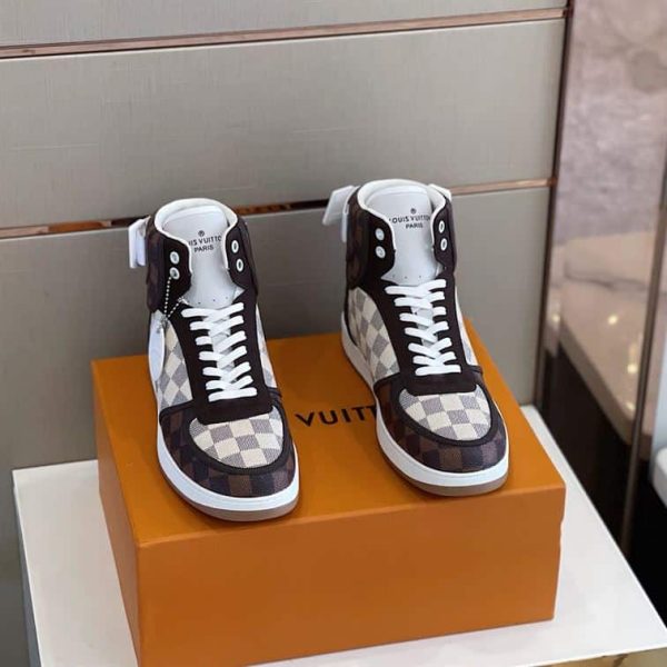 Louis Vuitton High Top Sneaker – LSVT115 - Image 5