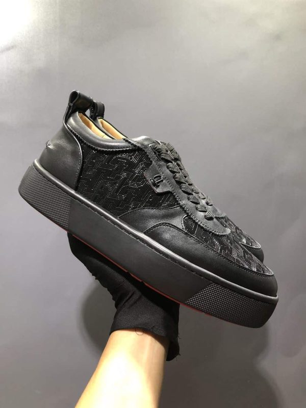 CHRISTIAN LOUBOUTIN LOW TOP SNEAKER   – CL106 - Image 6