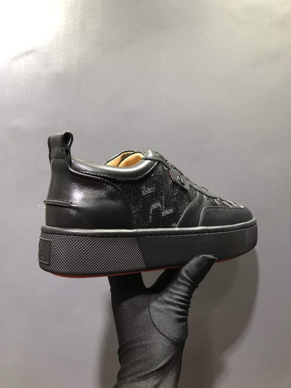 CHRISTIAN LOUBOUTIN LOW TOP SNEAKER   – CL106 - Image 7