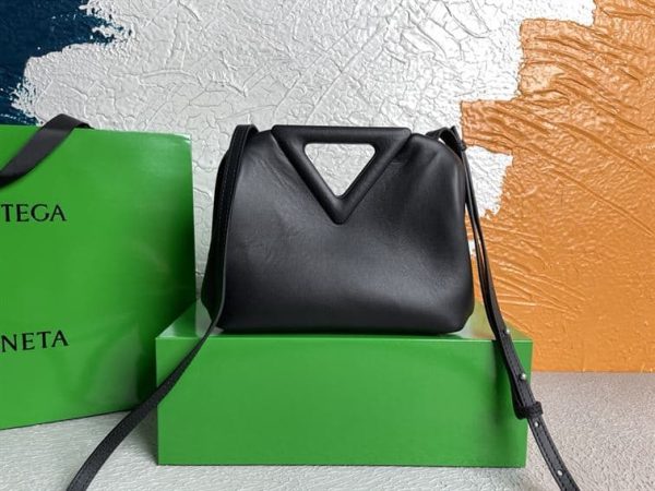 BOTTEGA VENETA WOMEN’S POINT IN NERO – WBV21 - Image 2