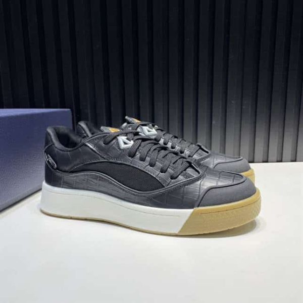 LOUIS VUITTON SNEAKERS – LSVT146 - Image 2