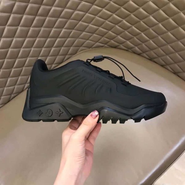 LOUIS VUITTON MILLENIUM SNEAKER IN BLACK – LSVT125 - Image 2