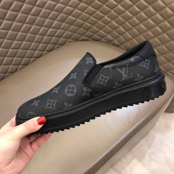 LOUIS VUITTON LOW TOP SNEAKER – LSVT41 - Image 7