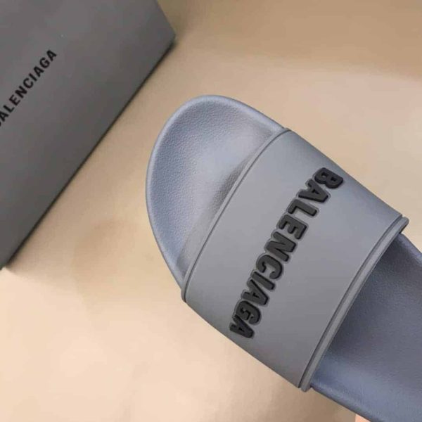 BALENCIAGA RUBBER LOGO POOL SLIDE SANDALS – BBS8 - Image 4