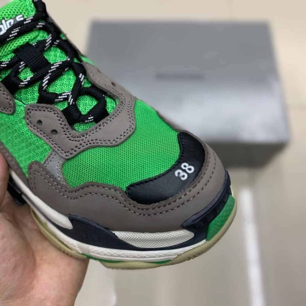 BALENCIAGA TRIPLE S TRAINERS – BB23 - Image 4