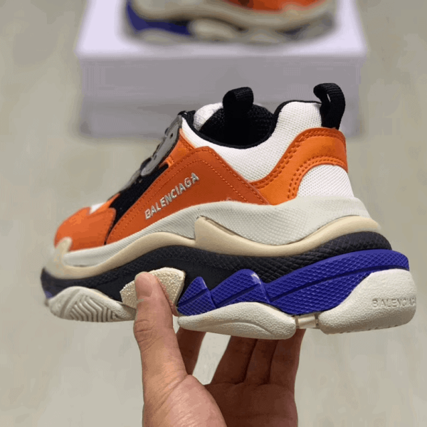 BALENCIAGA TRIPLE S TRAINERS – BB24 - Image 7