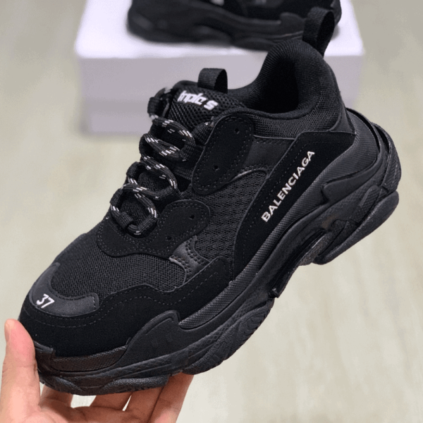 BALENCIAGA TRIPLE S TRAINERS – BB26 - Image 5
