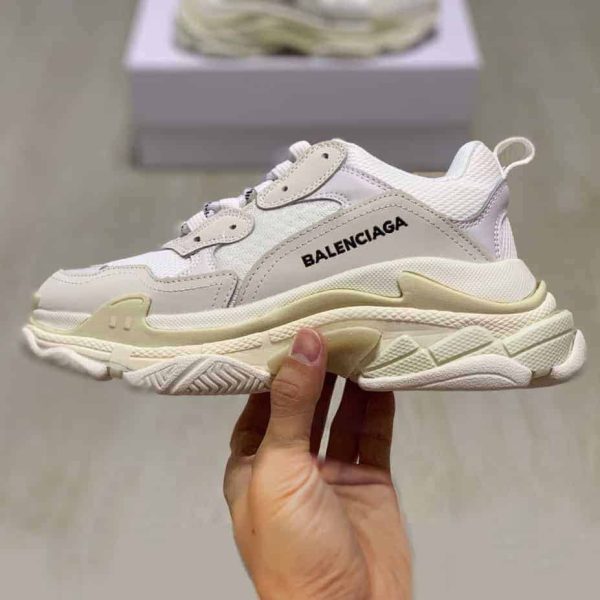 BALENCIAGA TRIPLE S TRAINERS – BB28 - Image 2