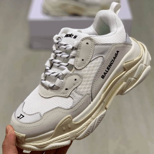 BALENCIAGA TRIPLE S TRAINERS – BB28 - Image 6