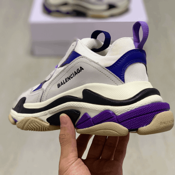 BALENCIAGA TRIPLE S TRAINERS – BB30 - Image 5