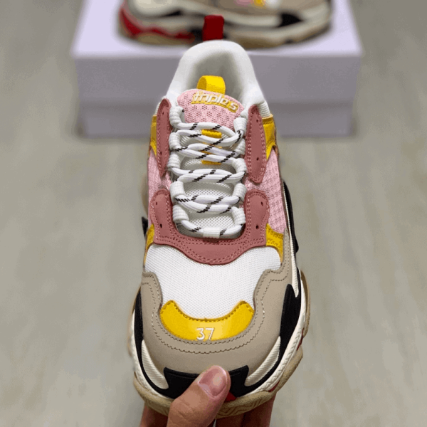 BALENCIAGA TRIPLE S TRAINERS – BB32 - Image 4