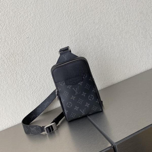 LOUIS VUITTON OUTDOOR SLINGBAG – WLM089 - Image 2
