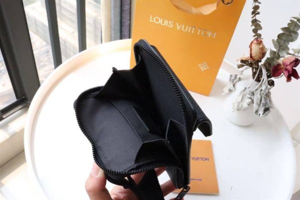 LOUIS VUITTON PHONE POUCH – WLM334 - Image 4