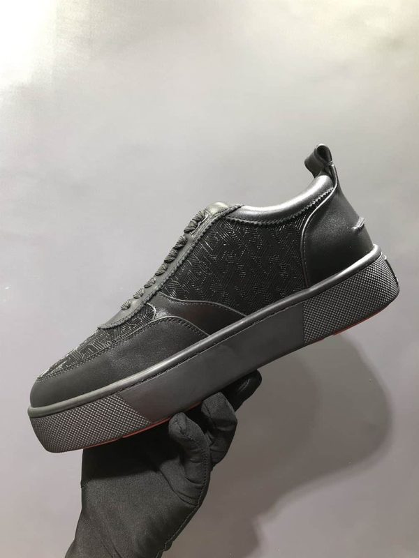CHRISTIAN LOUBOUTIN LOW TOP SNEAKER   – CL106 - Image 3