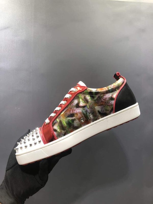 CHRISTIAN LOUBOUTIN LOW TOP SNEAKER  – CL86 - Image 4