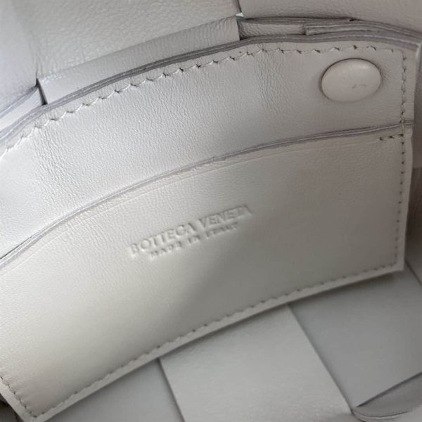 BOTTEGA VENETA CASSETTE IN WHITE – WBV06 - Image 3