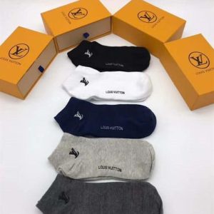 LOUIS VUITTON SOCKS – LVSS10