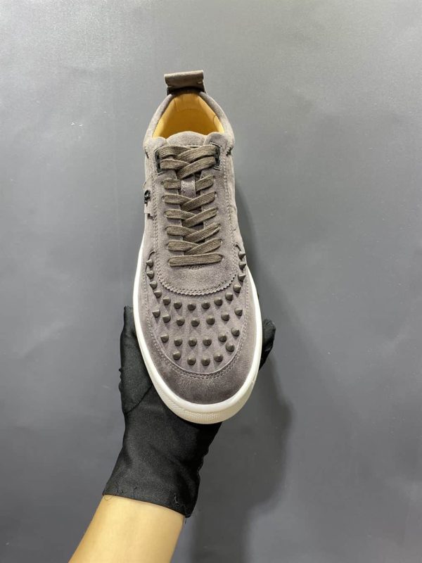 CHRISTIAN LOUBOUTIN LOW TOP SNEAKER  – CL101 - Image 4