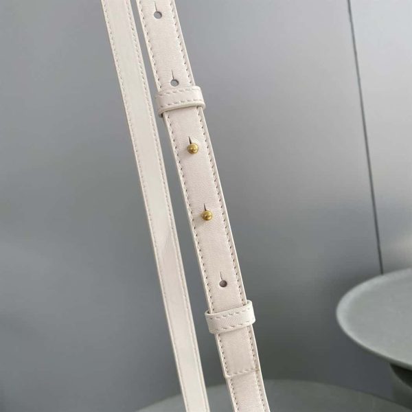 BOTTEGA VENETA CASSETTE IN WHITE – WBV06 - Image 4