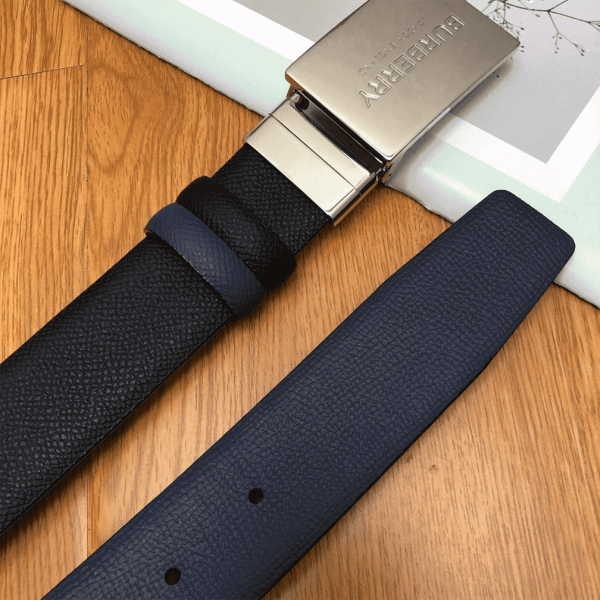 BURBERRY REVERSIBLE PLAQUE BUCKLE GRAINY LEATHER BELT – B25 - Image 4