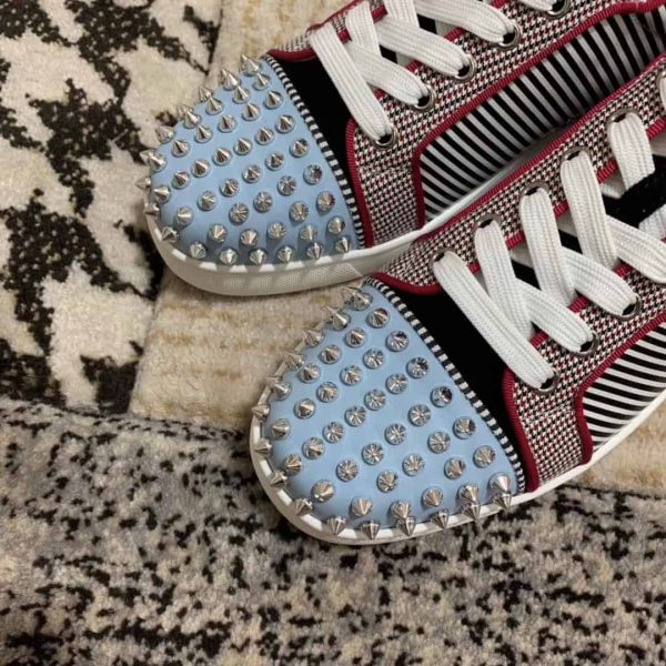 CHRISTIAN LOUBOUTIN LOW TOP SNEAKER  – CL66 - Image 4