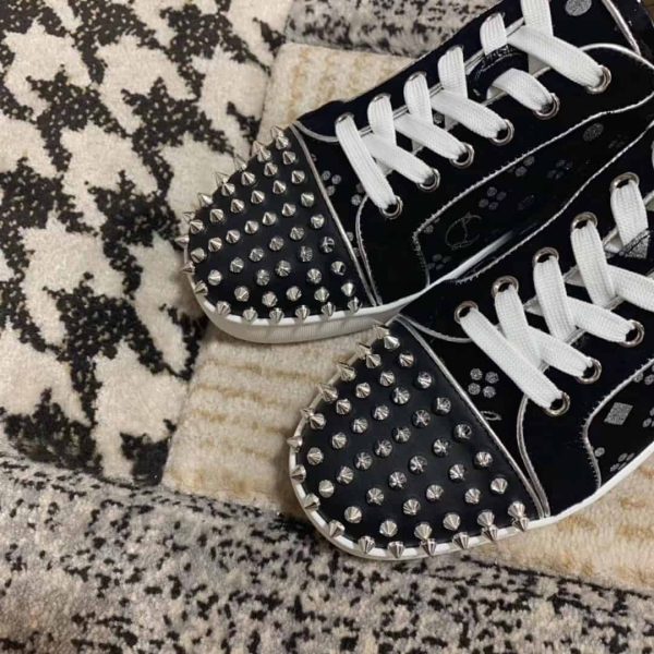 CHRISTIAN LOUBOUTIN LOW TOP SNEAKER – CL74 - Image 4