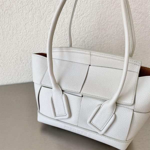 BOTTEGA VENETA WOMEN’S ARCO IN WHITE – WBV30 - Image 6