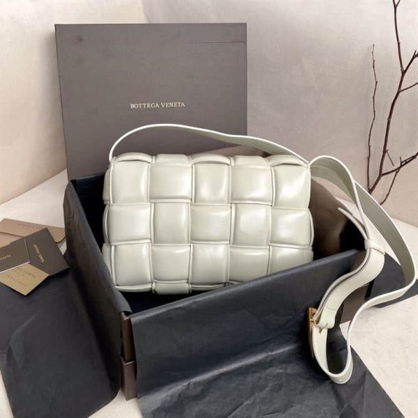 BOTTEGA VENETA WOMEN’S PADDED CASSETTE IN CHALK – WBV11 - Image 2