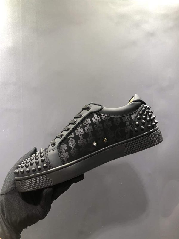 CHRISTIAN LOUBOUTIN LOW TOP SNEAKER  – CL92 - Image 4