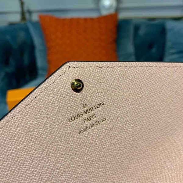 LOUIS VUITTON SARAH WALLET - Image 5