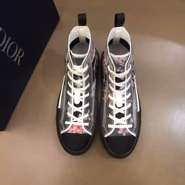 DIOR HIGH-TOP DIOR AND SORAYAMA SNEAKER – CD18 - Image 3