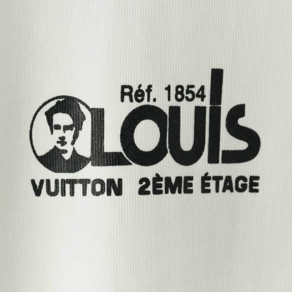 LOUIS VUITTON RED AND BLUE LOGO BADGE - Image 4