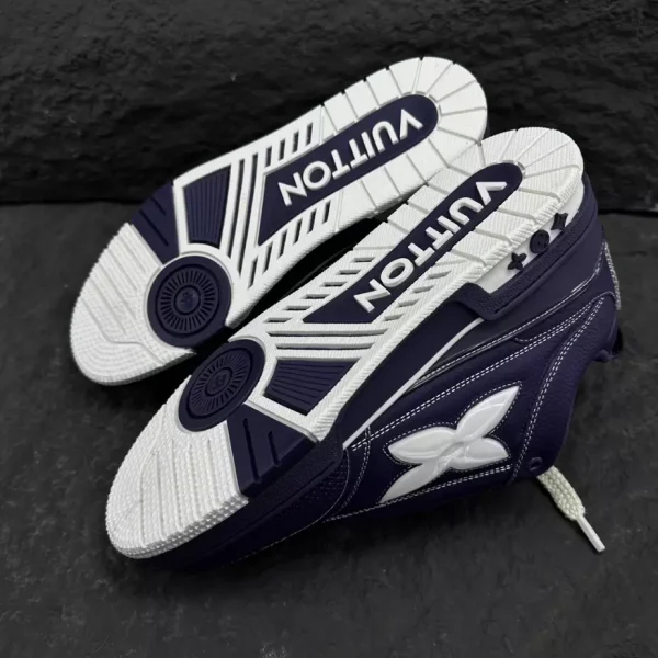LOUIS VUITTON SKATE SNEAKERS – LSVT389 - Image 5