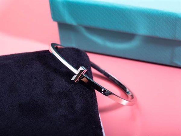 TIFFANY & CO. JEWELREY – WJL66 - Image 6