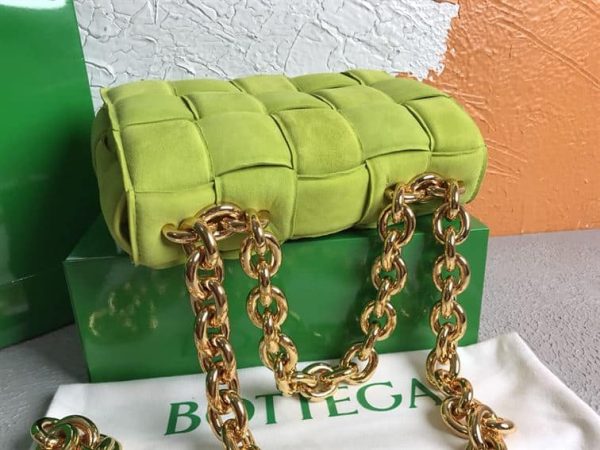 BOTTEGA VENETA WOMEN’S CHAIN CASSETTE IN KIWI – WBV02 - Image 4
