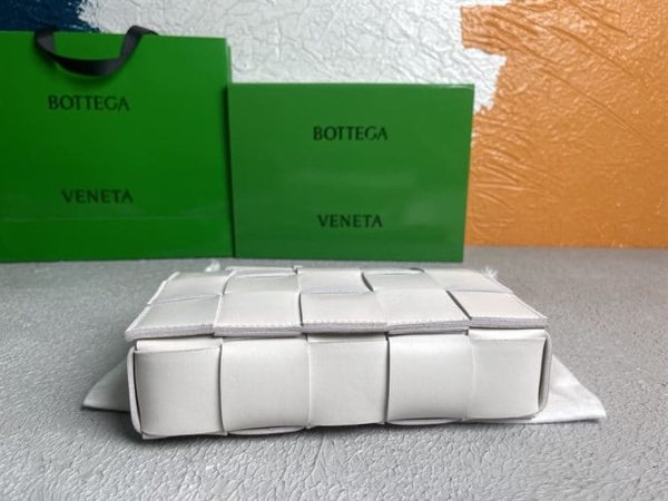 BOTTEGA VENETA WOMEN’S CASSETTE IN WHITE – WBV08 - Image 6
