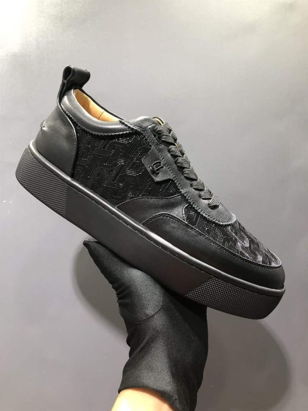 CHRISTIAN LOUBOUTIN LOW TOP SNEAKER   – CL106 - Image 2