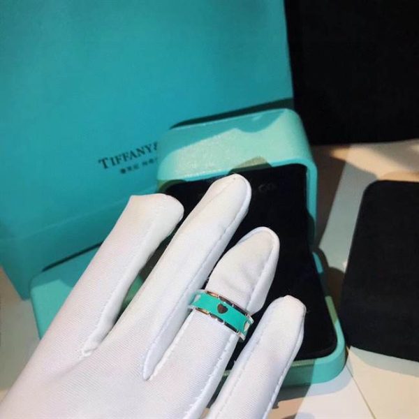 TIFFANY & CO. JEWELREY – WJL71 - Image 5
